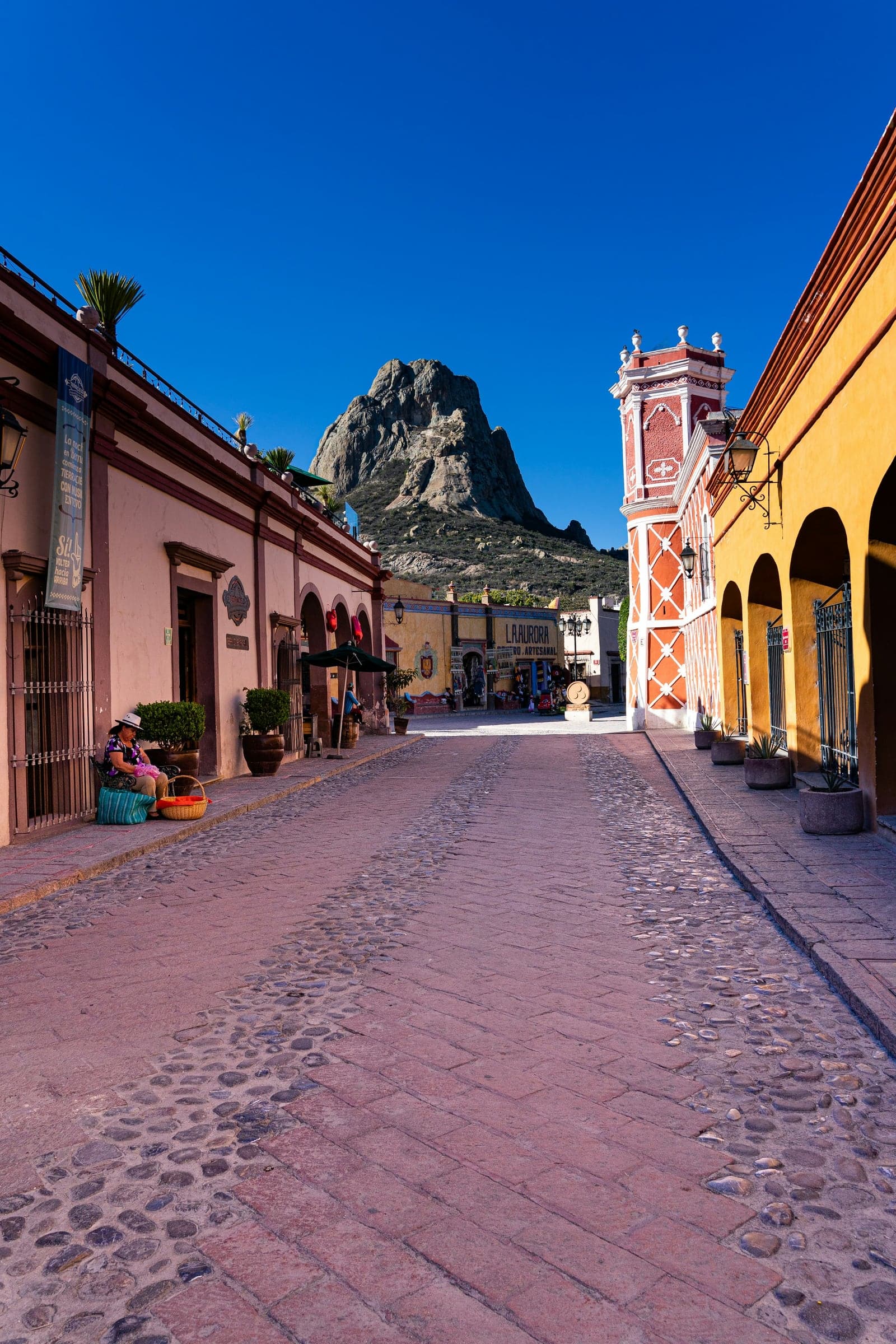 Peña de Bernal, México